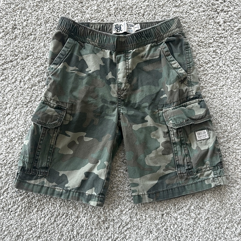 Boys military shorts- Size 7
